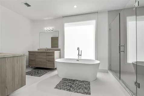 244 Garden Court Lauderdale By The Sea FL 33308