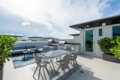244 Garden Court Lauderdale By The Sea FL 33308