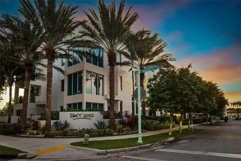 244 Garden Court Lauderdale By The Sea FL 33308