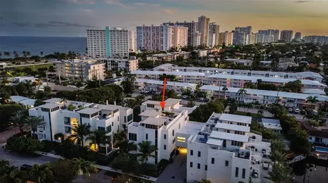 244 Garden Court Lauderdale By The Sea FL 33308