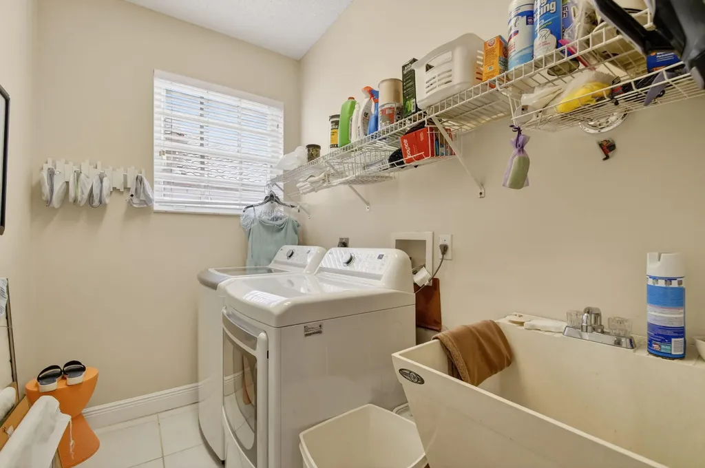 6400 3 Lakes Lane Boynton Beach FL 33437