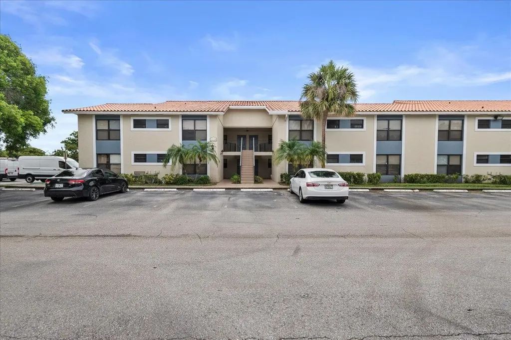 1524 Lake Crystal Drive Royal Palm Beach FL 33411