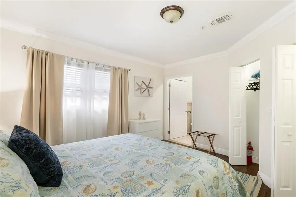2625 NE 13th Court Fort Lauderdale FL 33304