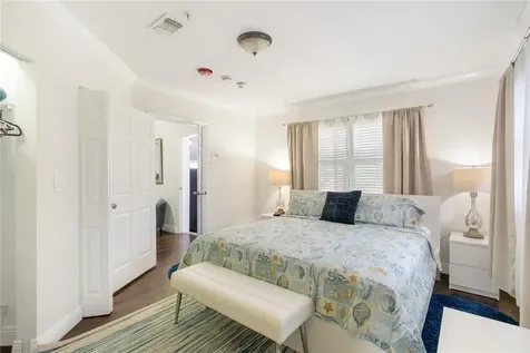 2625 NE 13th Court Fort Lauderdale FL 33304