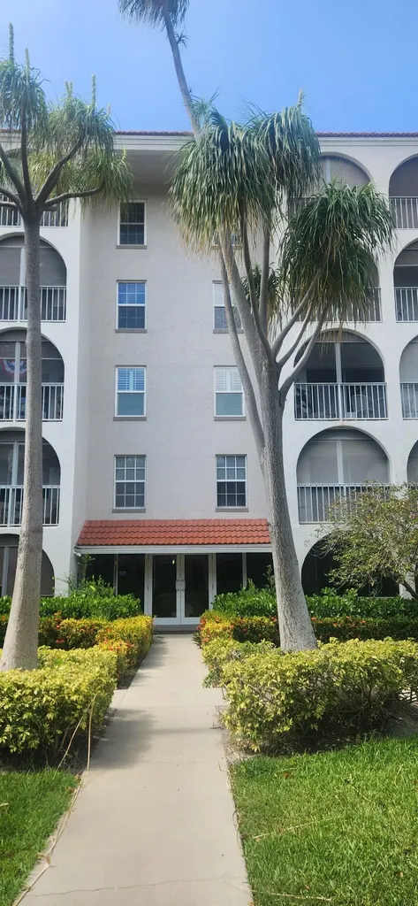 250 NE 20th Street Boca Raton FL 33431