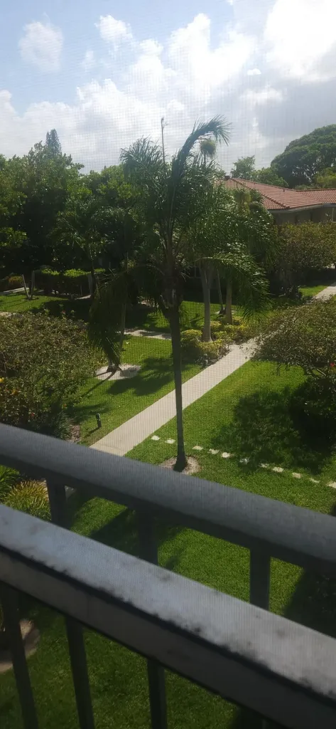 250 NE 20th Street Boca Raton FL 33431
