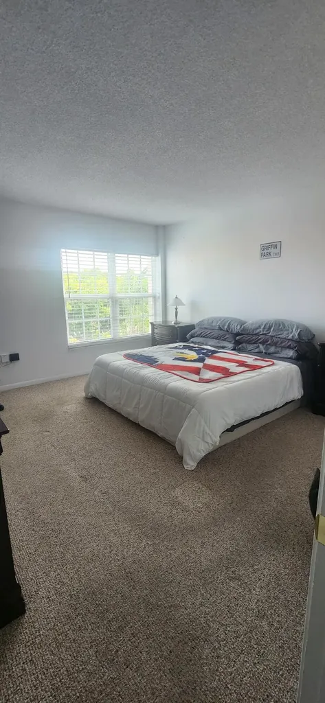 250 NE 20th Street Boca Raton FL 33431