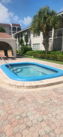 250 NE 20th Street Boca Raton FL 33431