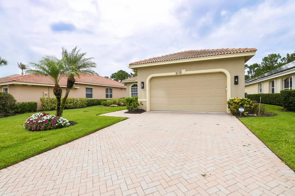 9172 Pumpkin Ridge Port St Lucie FL 34986
