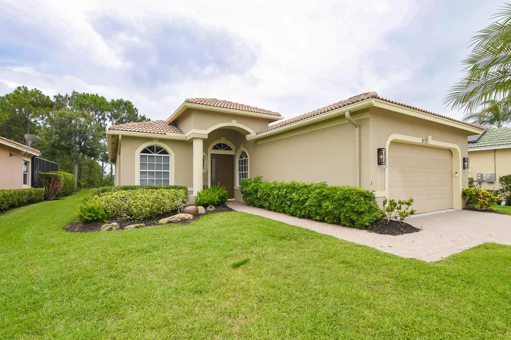 9172 Pumpkin Ridge Port St Lucie FL 34986