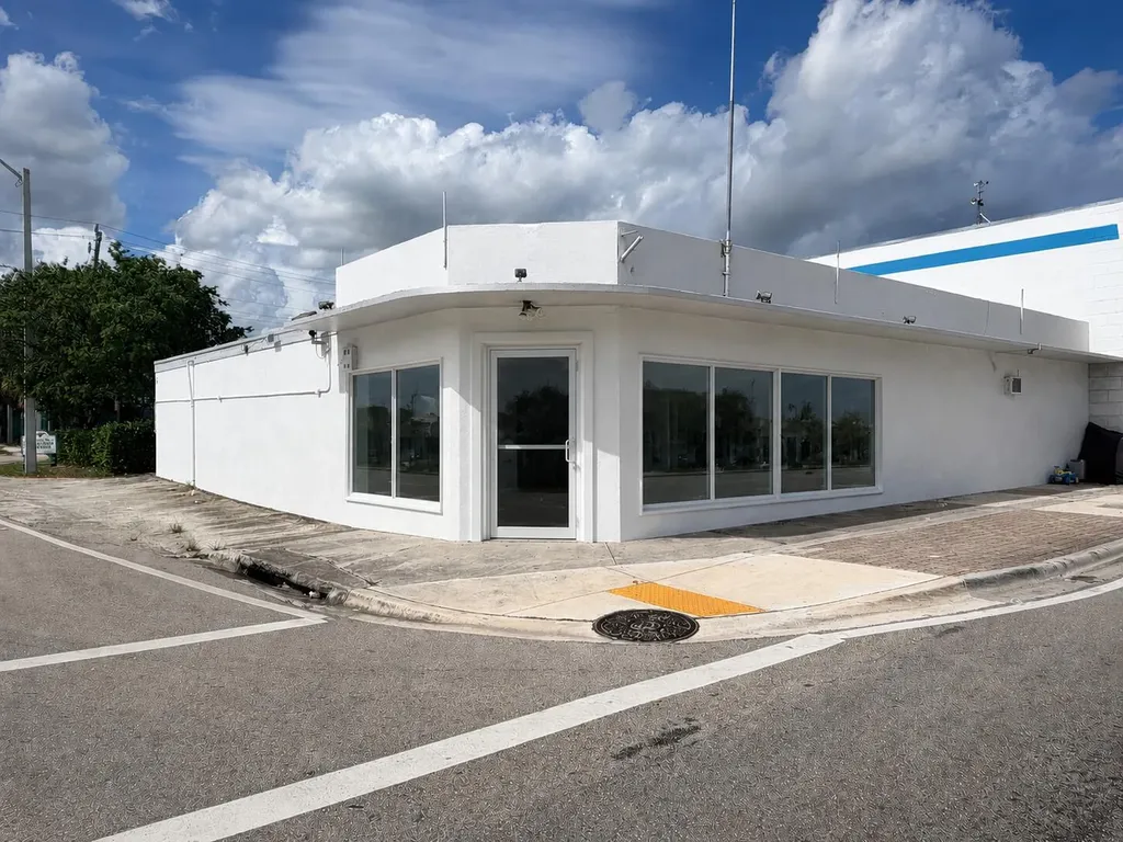 3045 W Broward Boulevard Fort Lauderdale FL 33312