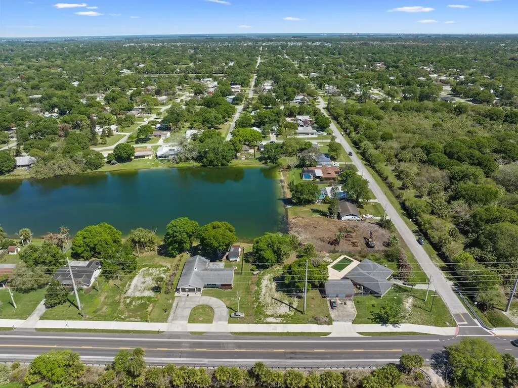 6204 Emerson Avenue Fort Pierce FL 34951