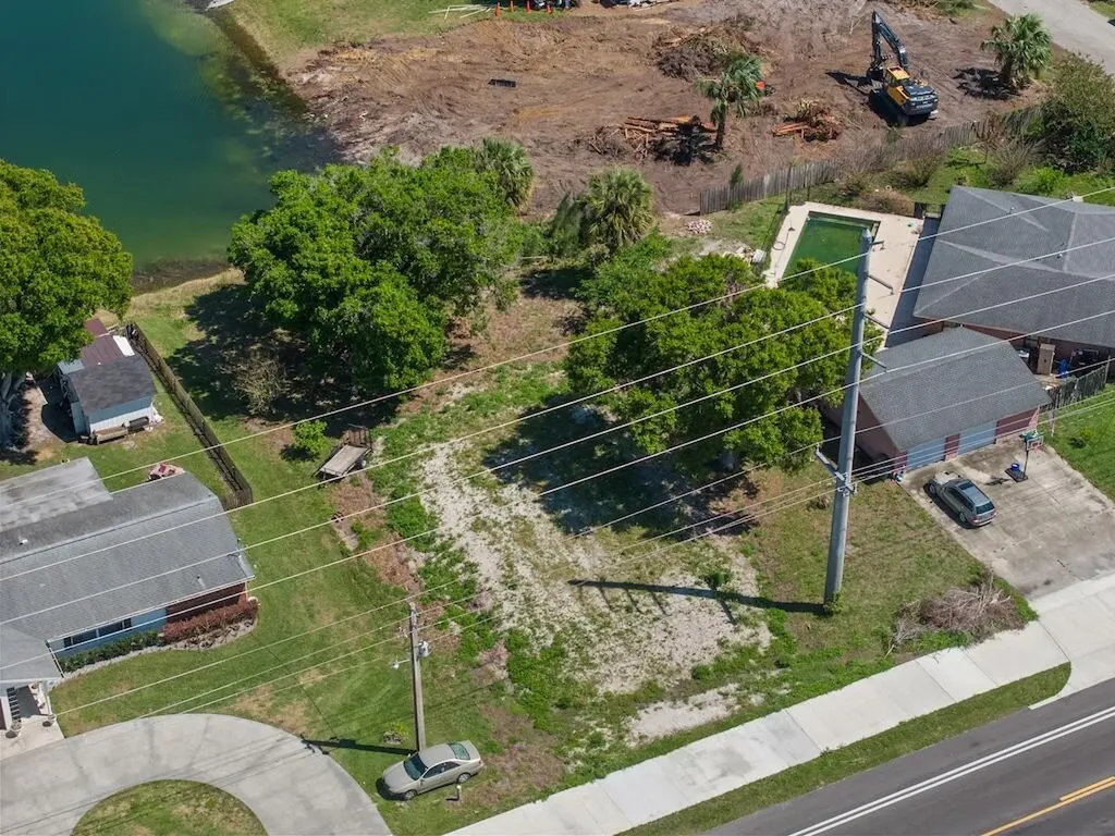 6204 Emerson Avenue Fort Pierce FL 34951