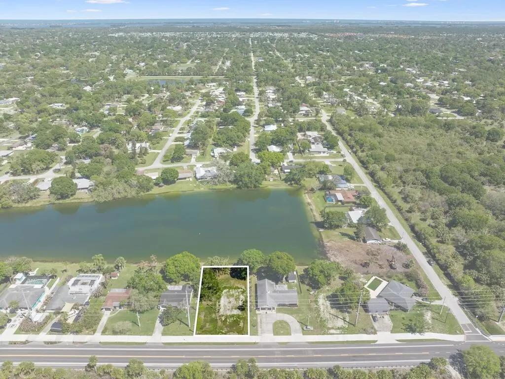 6204 Emerson Avenue Fort Pierce FL 34951