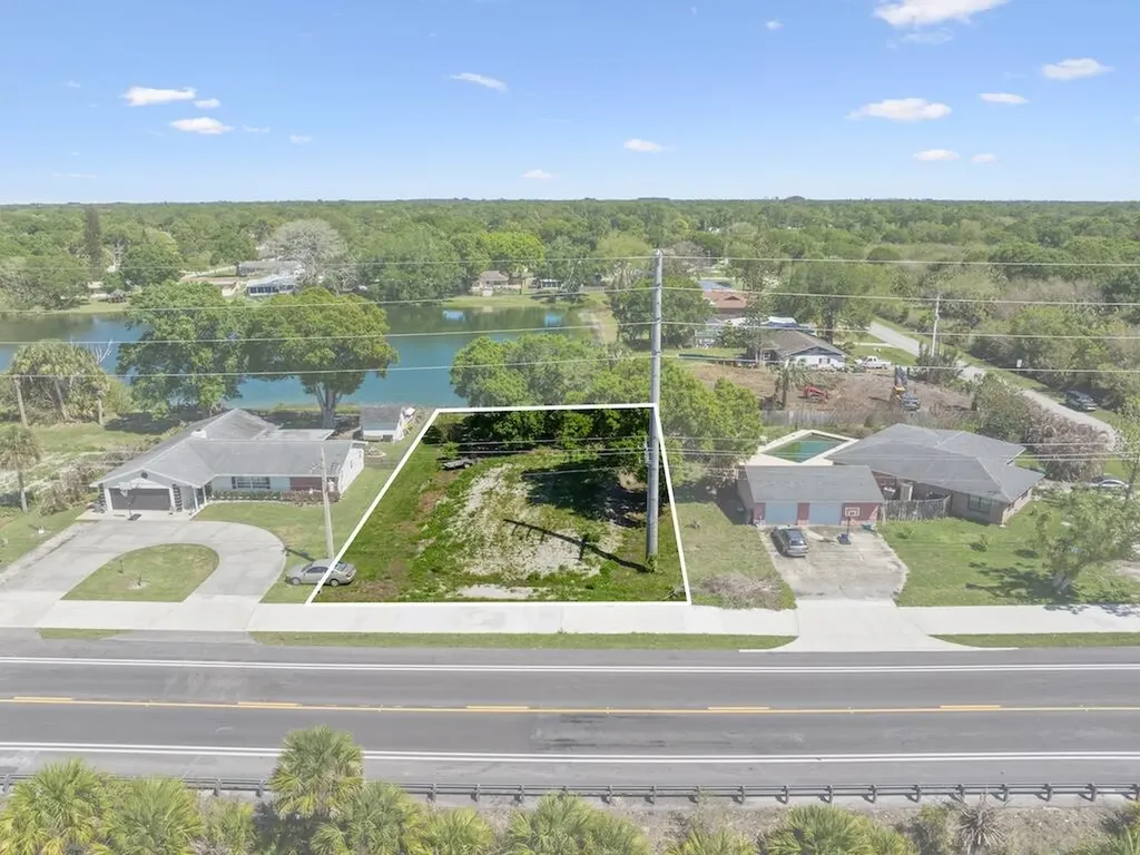 6204 Emerson Avenue Fort Pierce FL 34951