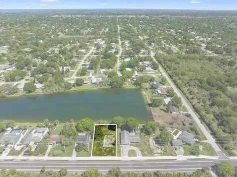 6204 Emerson Avenue Fort Pierce FL 34951
