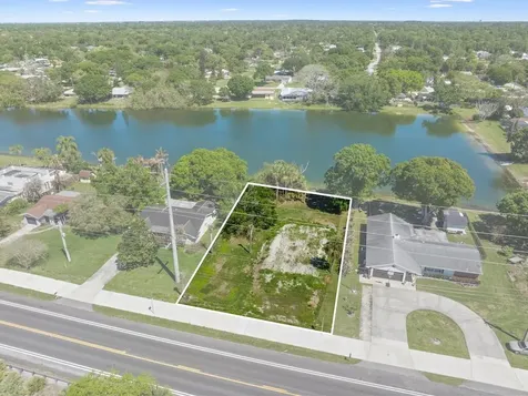 6204 Emerson Avenue Fort Pierce FL 34951