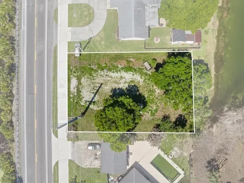 6204 Emerson Avenue Fort Pierce FL 34951