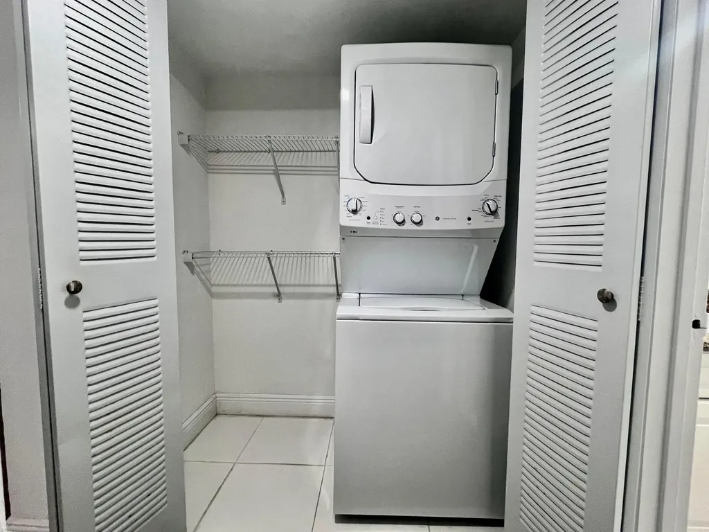 19455 NE 10 Avenue North Miami Beach FL 33179