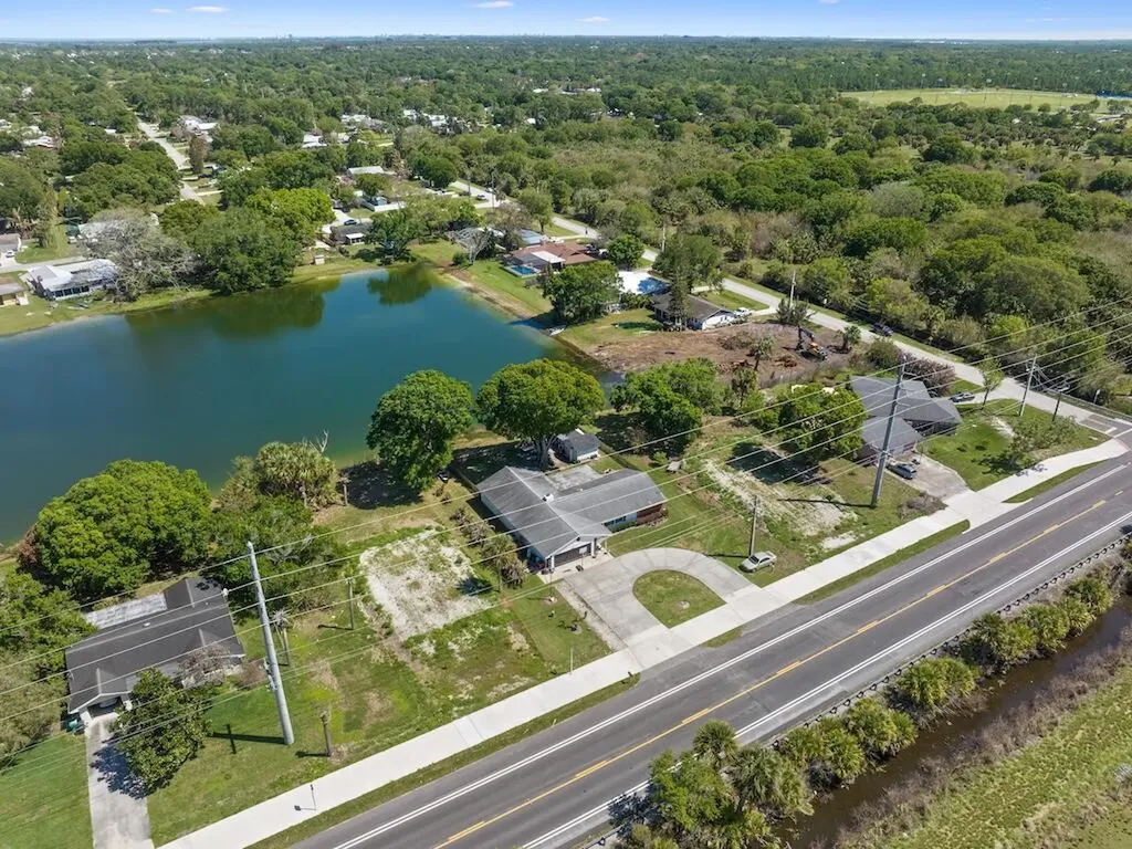 6208 Emerson Avenue Fort Pierce FL 34951