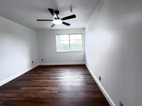 117 Yacht Club Way Hypoluxo FL 33462
