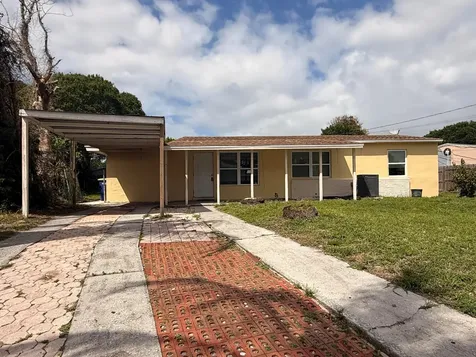 1604 Zephyr Avenue Fort Pierce FL 34982