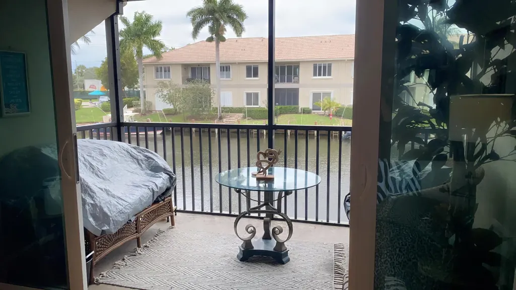 1 Royal Palm Way Boca Raton FL 33432