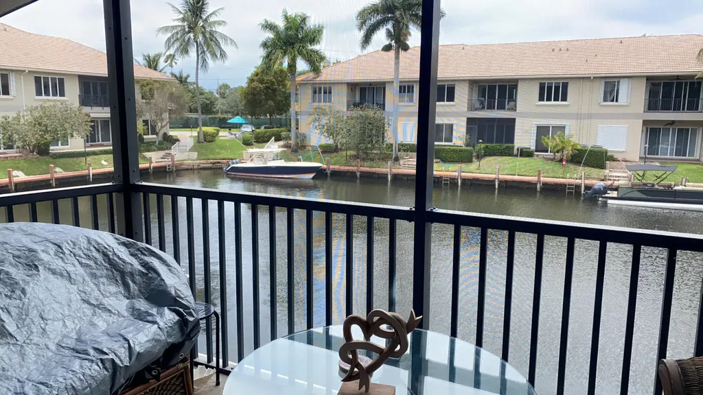 1 Royal Palm Way Boca Raton FL 33432