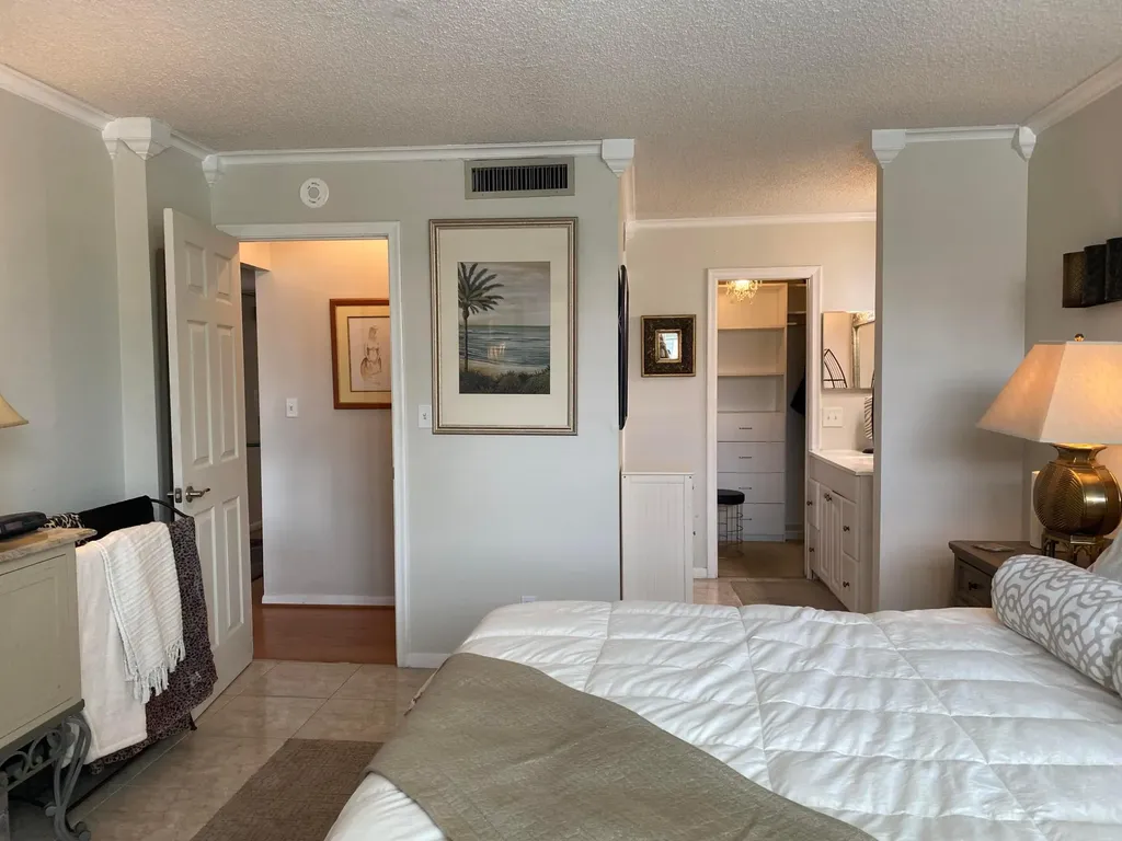 1 Royal Palm Way Boca Raton FL 33432