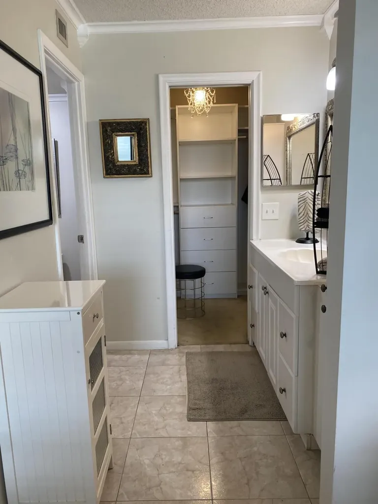 1 Royal Palm Way Boca Raton FL 33432