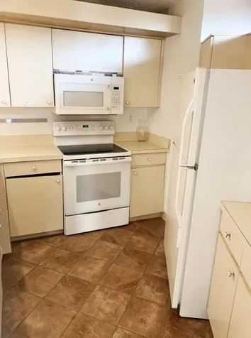 3915 Victoria Drive NE West Palm Beach FL 33406