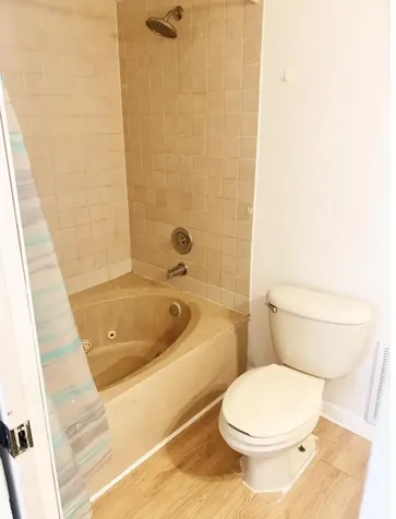 3915 Victoria Drive NE West Palm Beach FL 33406