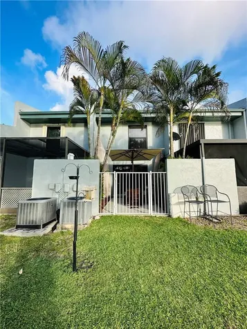 1168 NW 97th Avenue Pembroke Pines FL 33024