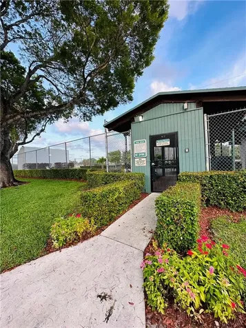 1168 NW 97th Avenue Pembroke Pines FL 33024