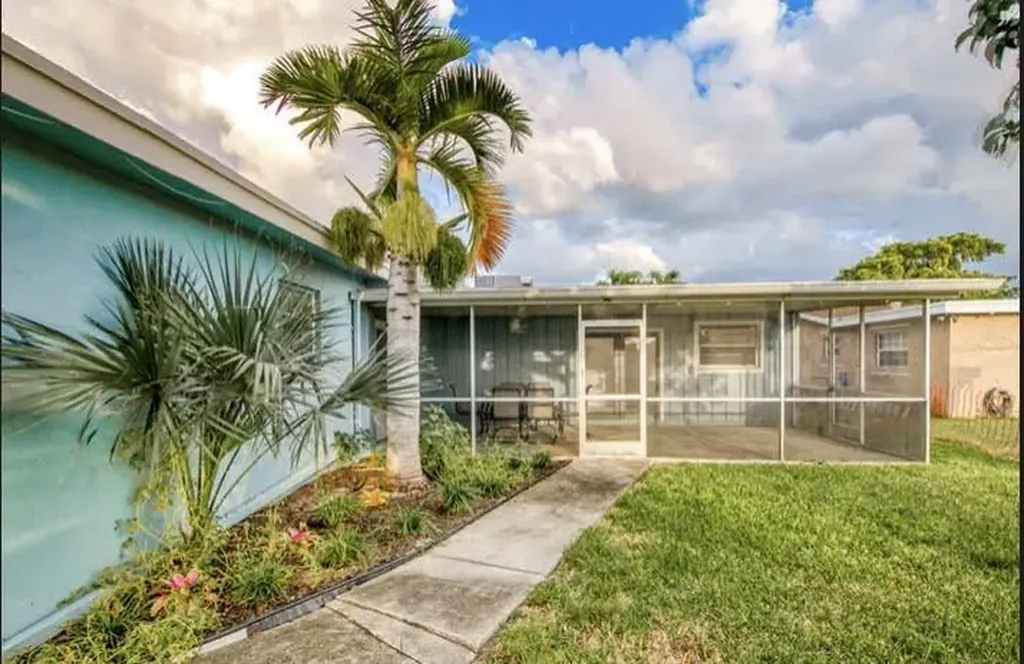 2200 N 47th Avenue Hollywood FL 33021
