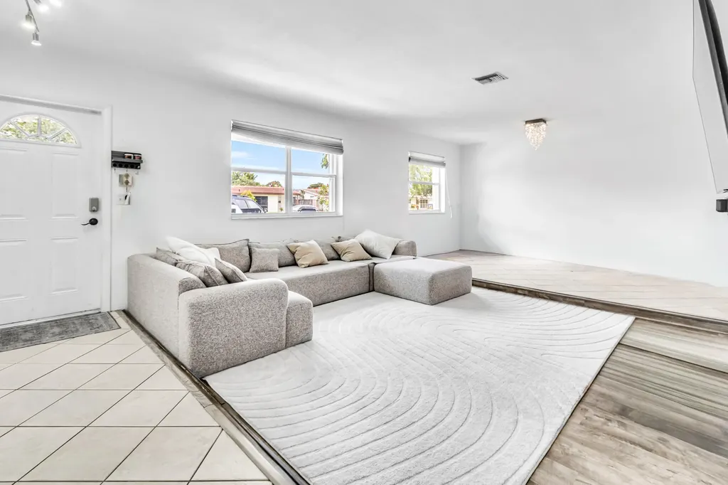 2200 N 47th Avenue Hollywood FL 33021