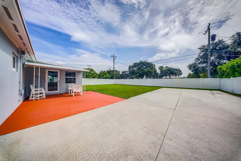 648 Eastwind Drive North Palm Beach FL 33408