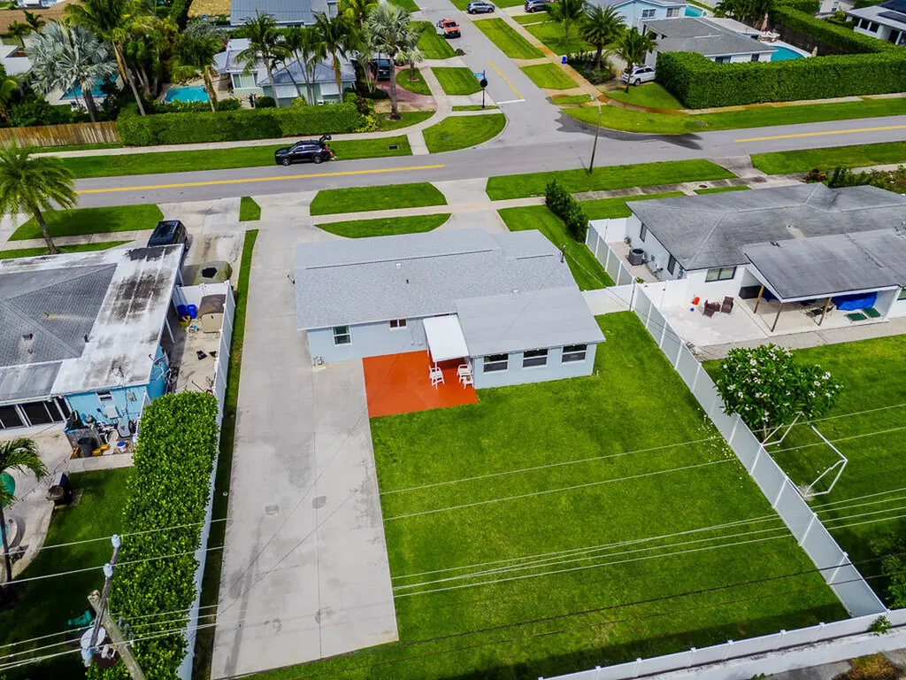 648 Eastwind Drive North Palm Beach FL 33408