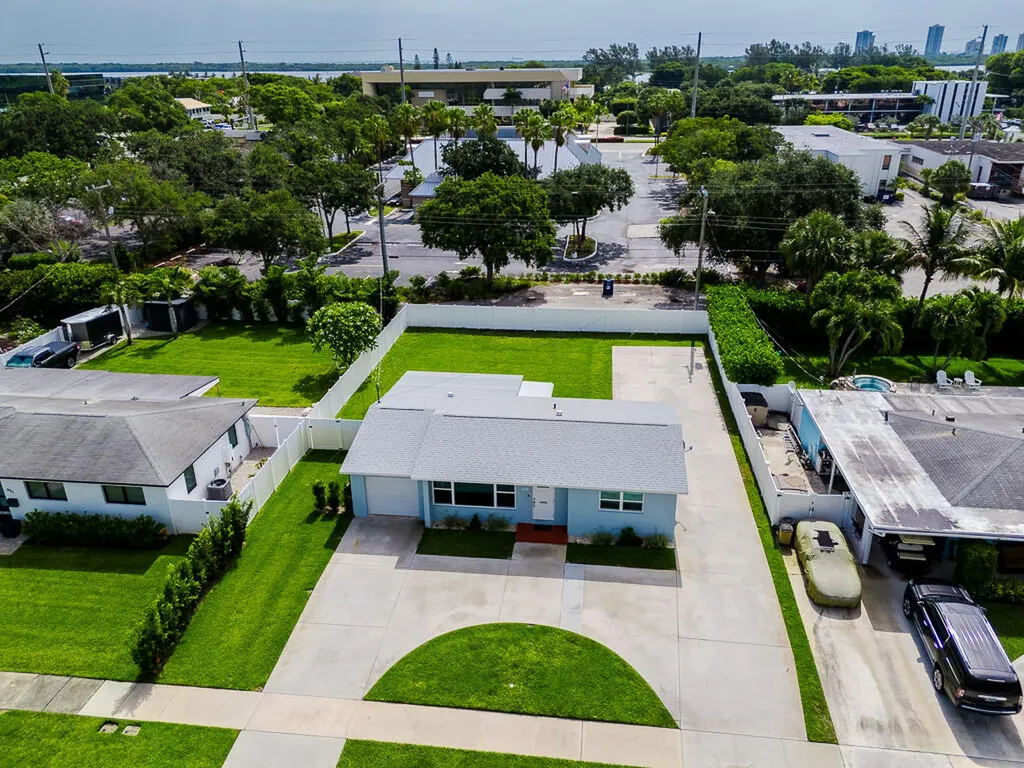 648 Eastwind Drive North Palm Beach FL 33408