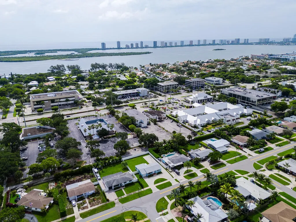 648 Eastwind Drive North Palm Beach FL 33408
