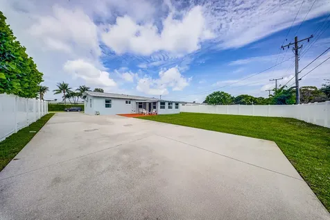 648 Eastwind Drive North Palm Beach FL 33408