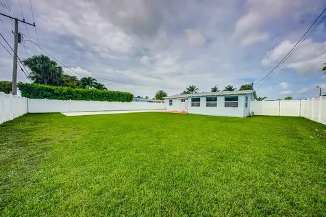 648 Eastwind Drive North Palm Beach FL 33408