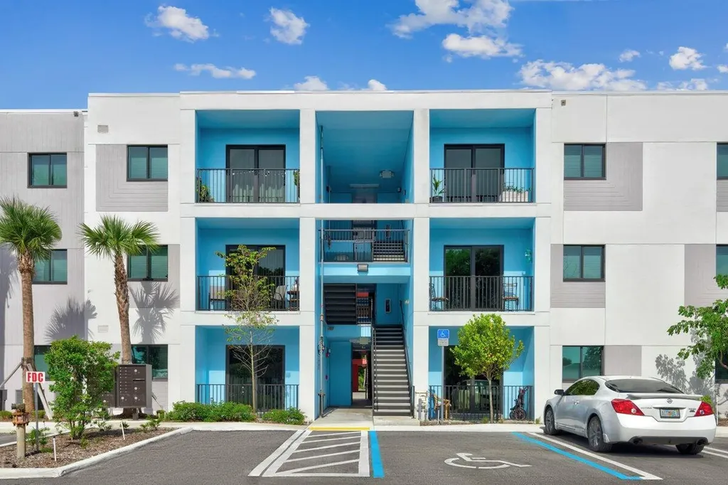 4260 Lakewood Road Lake Worth Beach FL 33461