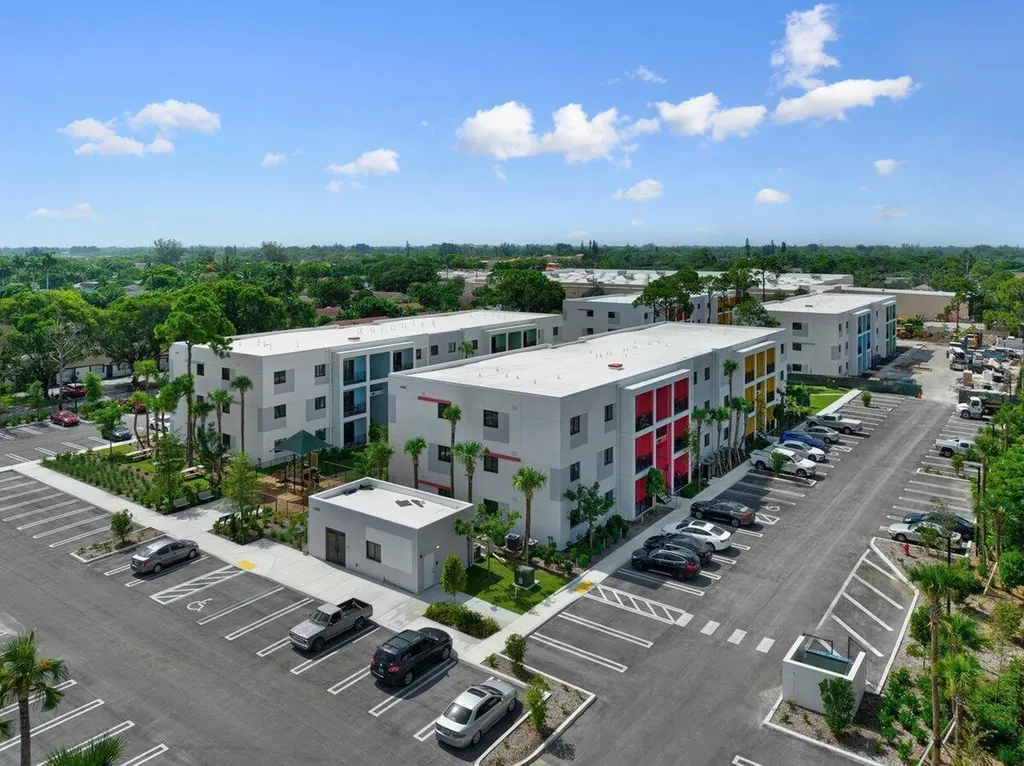 4260 Lakewood Road Lake Worth Beach FL 33461
