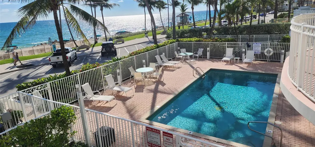 233 SE 21st Avenue Deerfield Beach FL 33441
