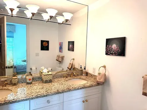 233 SE 21st Avenue Deerfield Beach FL 33441