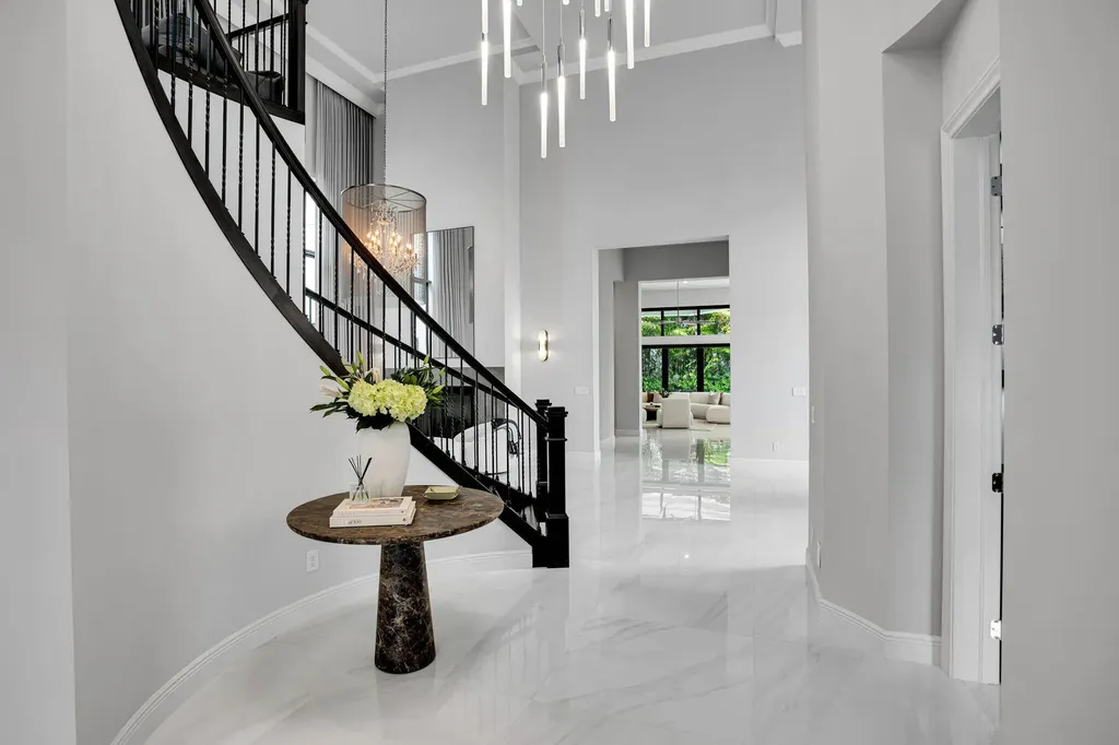 6903 NW 28th Avenue Boca Raton FL 33496