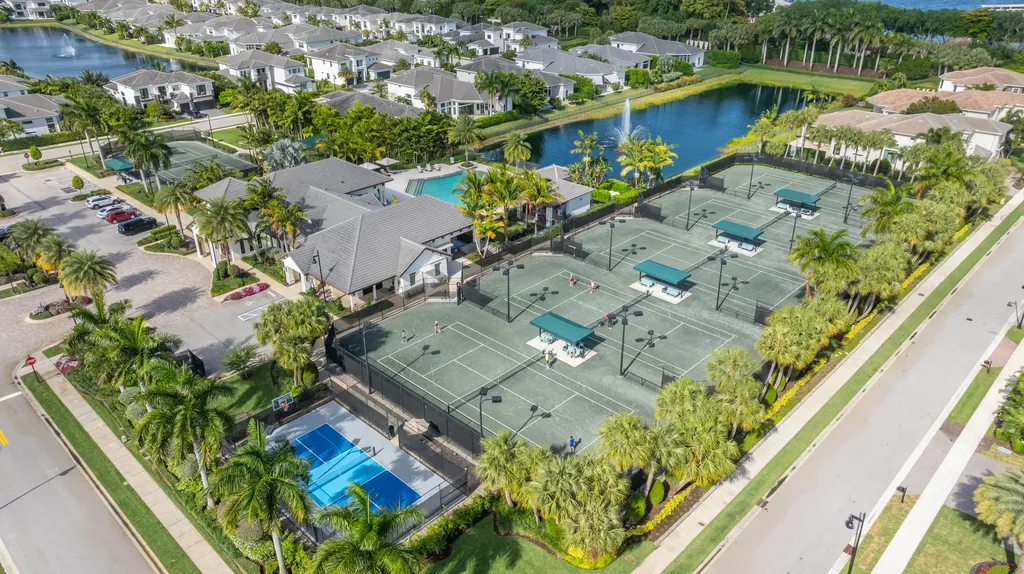 6903 NW 28th Avenue Boca Raton FL 33496