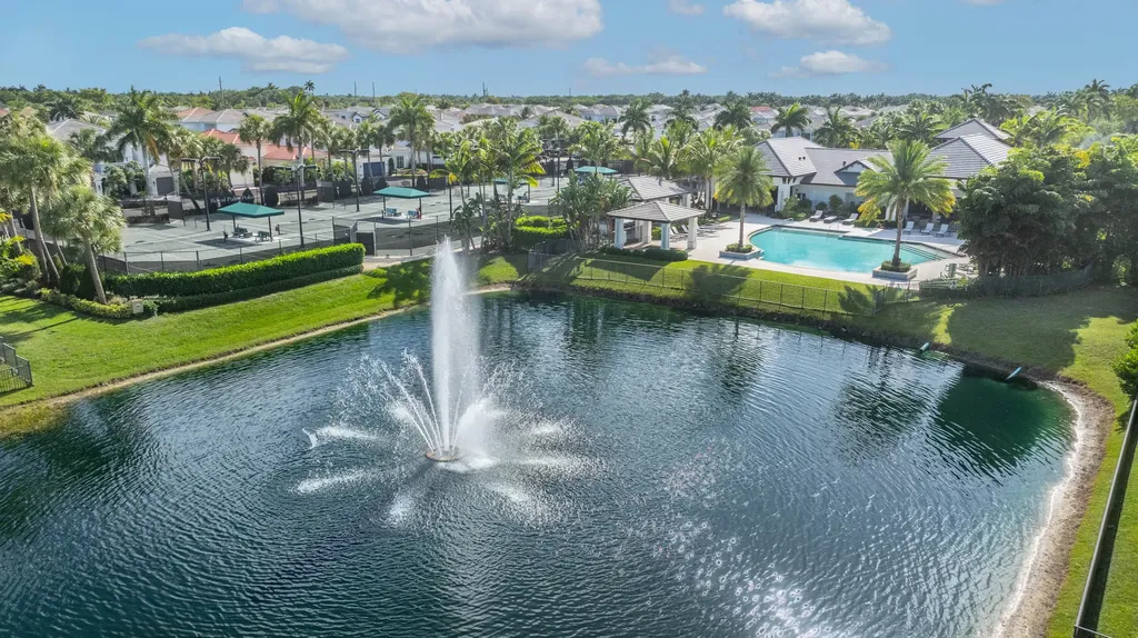 6903 NW 28th Avenue Boca Raton FL 33496