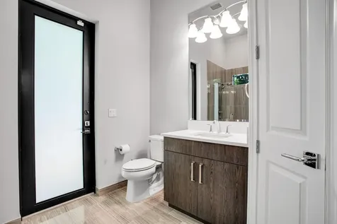 6903 NW 28th Avenue Boca Raton FL 33496